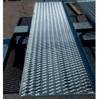 Лист стальной просечно-вытяжной ПВЛ 410 4x1000x2000 мм Ст3сп ТУ 0971-001-44028369-2011