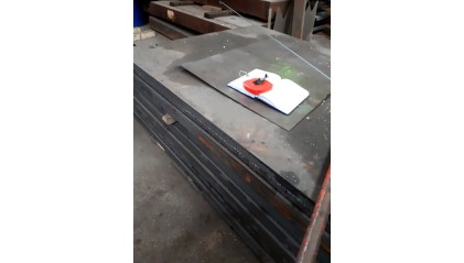 плиту стальную конструкционную 10 мм Ст3кп купить в Екатеринбурге