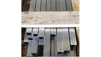 трубу алюминиевую профильную квадратную 70x70 2 мм АД0 купить в Екатеринбурге