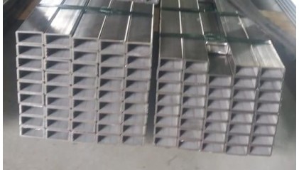 трубу нержавеющую профильную ЭСВ прямоугольную 80x60 5 мм AISI 304 купить в Екатеринбурге