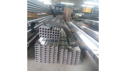 трубу нержавеющую профильную Б/Ш квадратную 100x100 8 мм AISI 304 купить в Екатеринбурге