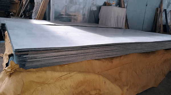 Лист стальной 2 мм